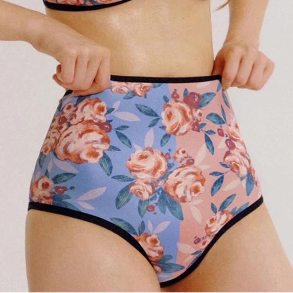 VISUAL MOOD Emma Reversible Bikini Bottom Size M